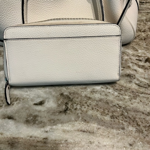 Kate spade pebbled leather purse with matching wallet - Picture 4 of 16